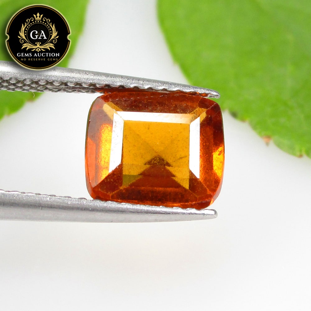 2.19 Ct Natural Deep Orange Hessonite Garnet Octagon Cut: Weight - 2.19 Ct / Size - 8.30 x 7.20 x 4.10 mm / Shape - Octagon Cut / Clarity - VVS / Origin - Nigeria / Treatment - None
