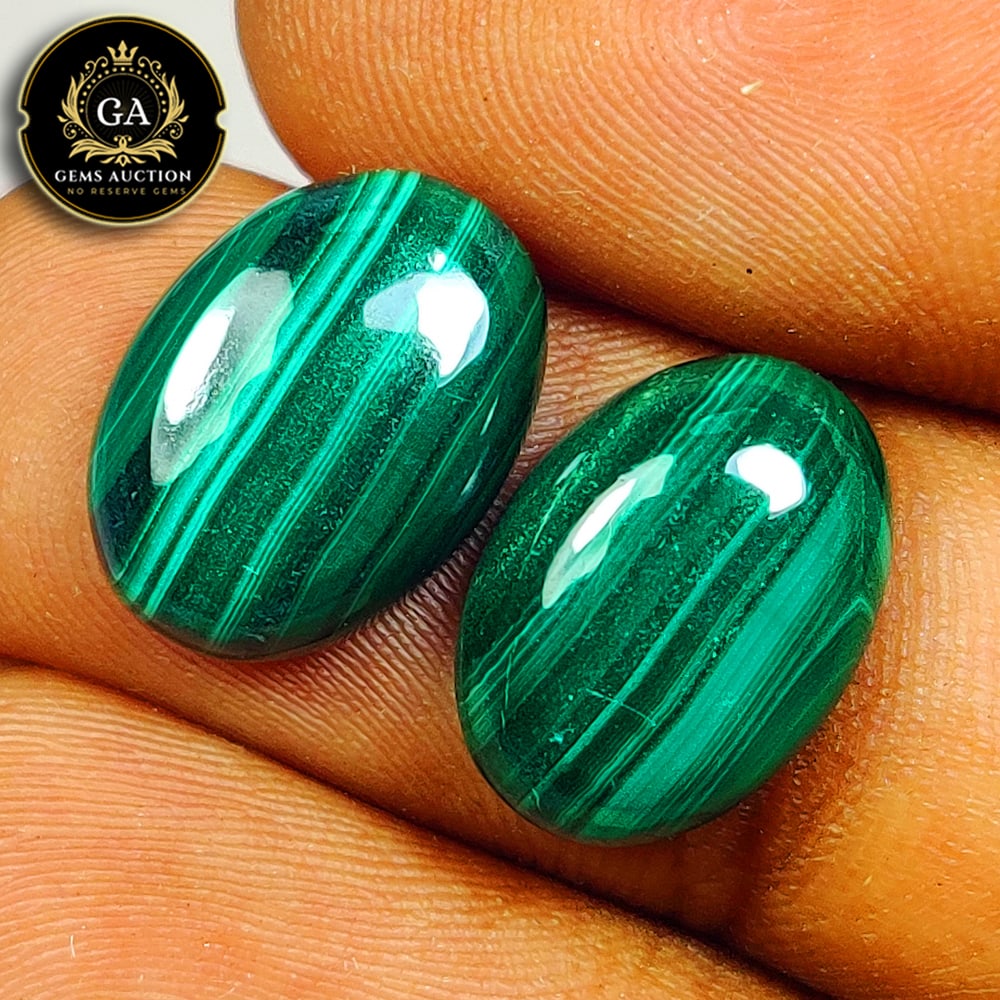 13.76 Ct Natural Elegant Malachite Oval Cab Pair: Weight - 13.76 Ct / Size - 14.10 x 10.30 x 4.10 mm / 2 Pc's / Shape - Oval Cab / Color - Green / Clarity - Opaque / Origin - Russia / Treatment - None