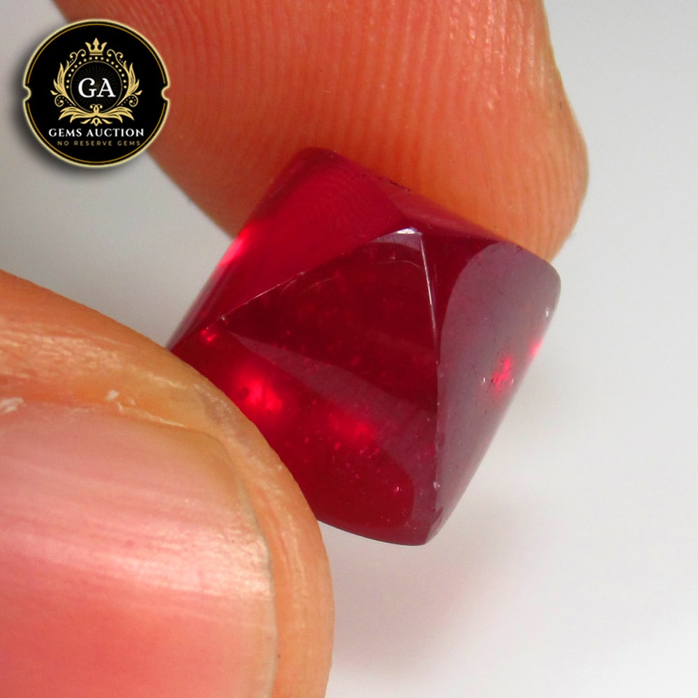 11.22 Ct Natural Red Ruby Sugar Loaf Cab (1 of 4)