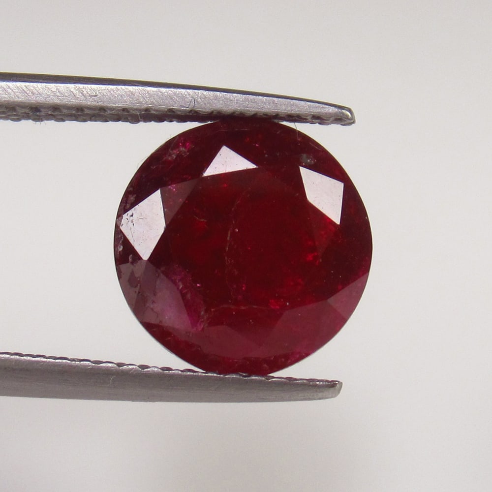6.04 Ct Natural Dark Blood "UNHEATED" Ruby Excellent Round Cut (1 of 3)