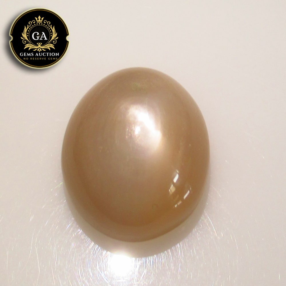 18.97 Ct Natural Moonstone Oval Cab (1 of 3)
