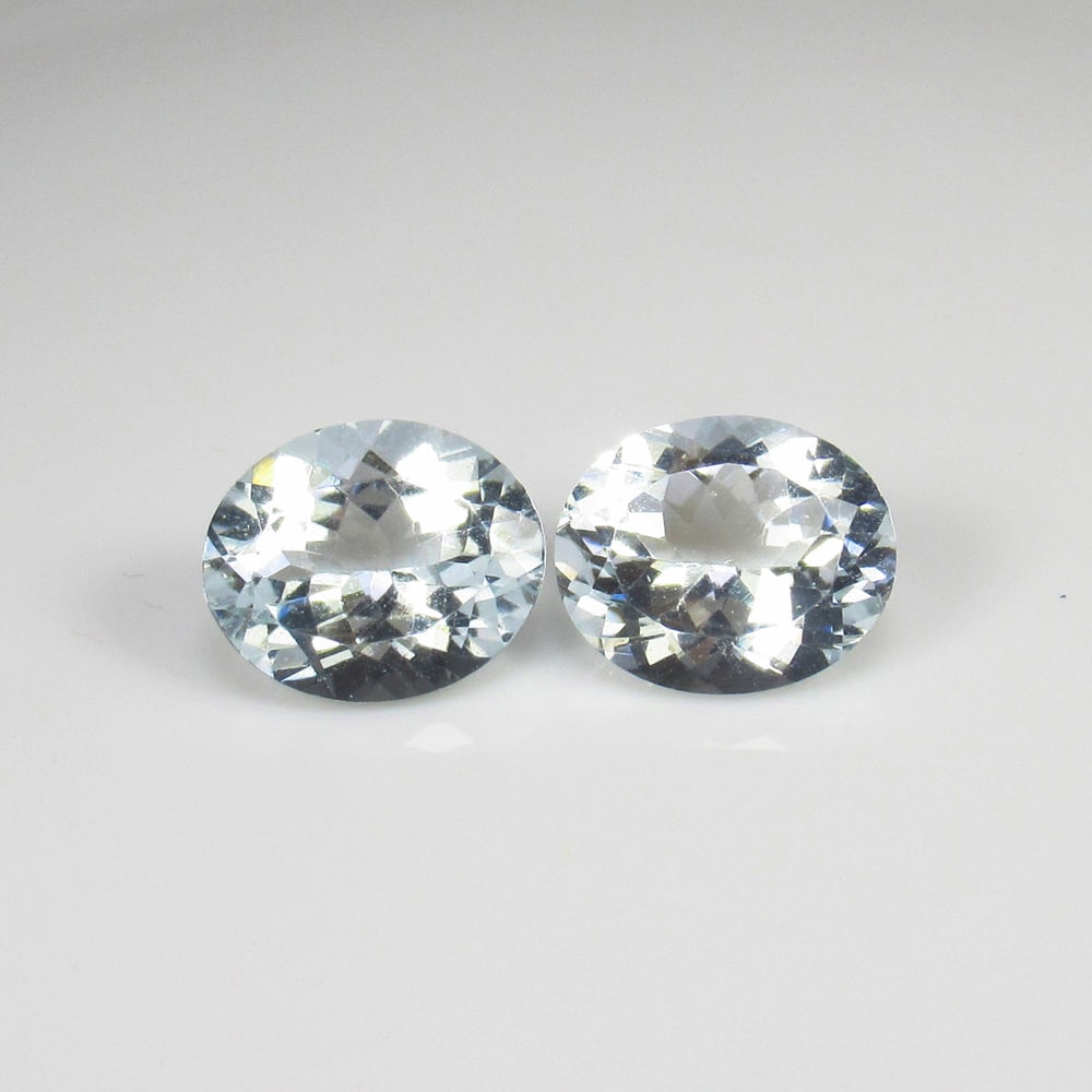 8.61 Ct Natural Aquamarine Oval Cut Matching Pair (1 of 3)