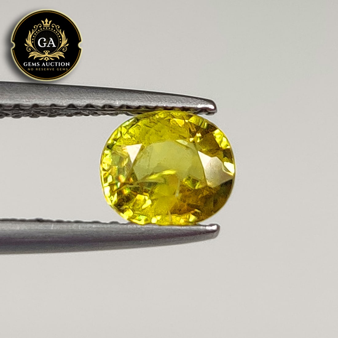 0.94 Ct Natural Sphene Excellent Oval Cut (1 of 3)