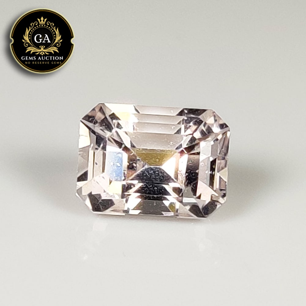 2.26 Ct Natural Peach Pink Morganite Octagon Cut: Weight - 2.26 Ct / Size - 8.70 x 6.40 x 6.00 mm / Shape - Octagon Cut / Color - Light Pink / Clarity - VVS / Origin - Mozambique / Treatment - None
