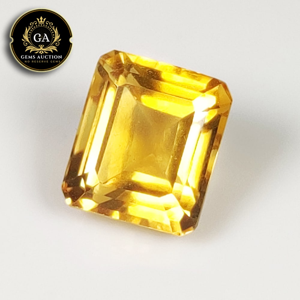 4.85 Ct Natural Citrine Top Quality Octagon Cut: Weight - 4.85 Ct / Size - 10.00 x 8.80 x 7.20 mm / Shape - Octagon Cut / Color - Yellow / Clarity - VVS / Origin - Brazil / Treatment - None