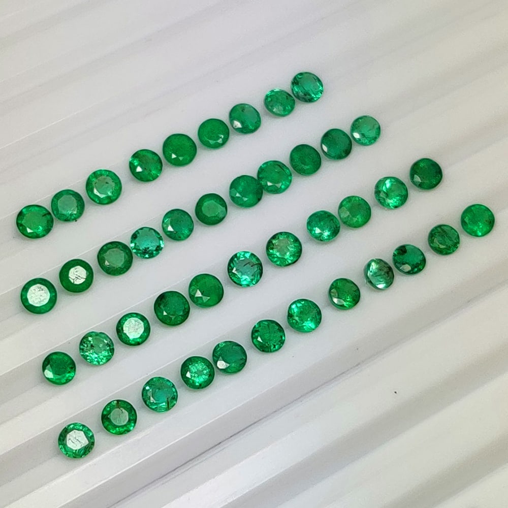 Natural 9.42 Cts #Emerald " Zambia " Round 46 Pc's (1 of 2)