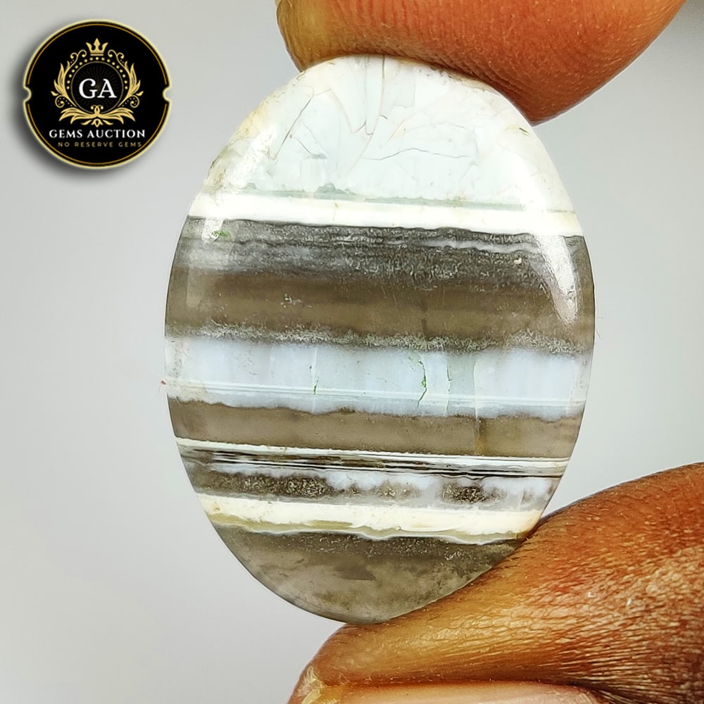 9.00 Ct Natural Banded Agate Oval Cab (1 of 3)
