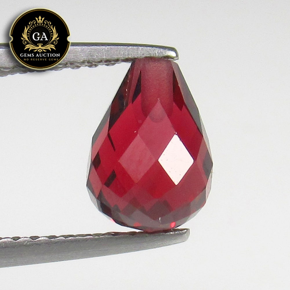 2.71 Ct Natural Rhodolite Garnet Almandine Pear Drop Beads: Weight - 2.71 Ct / Size - 8.30 x 6.20 x 6.20 mm / Shape - Pear Drop Beads / Clarity - VVS / Origin - Nigeria / Treatment - None