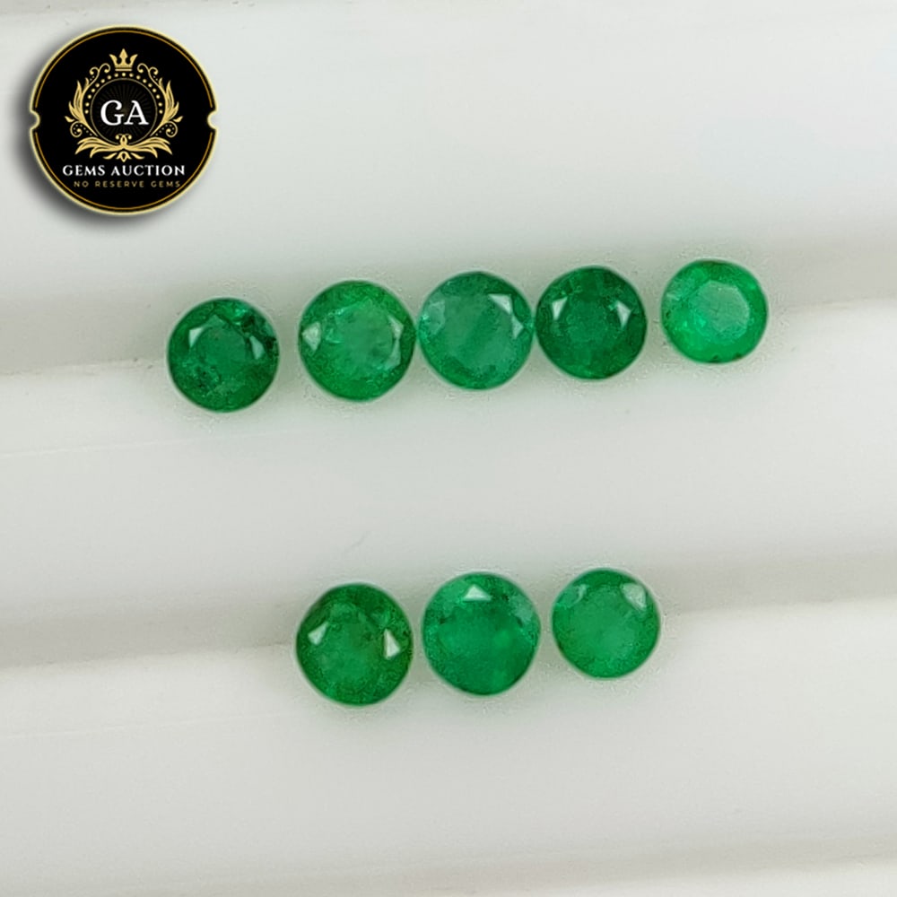 1.18 Ct Natural Zambian Emerald Round Cut Set (1 of 3)