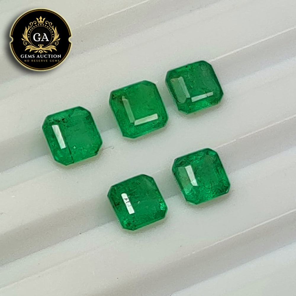 2.17 Ct Natural Green Emerald Square Octagon Cut Set (1 of 4)