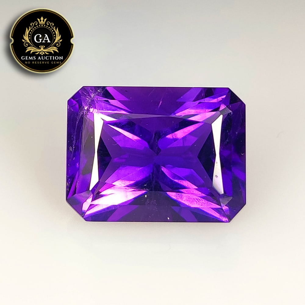 CERTIFIED 10.91 Ct Natural Amethyst Emerald Cut (1 of 4)
