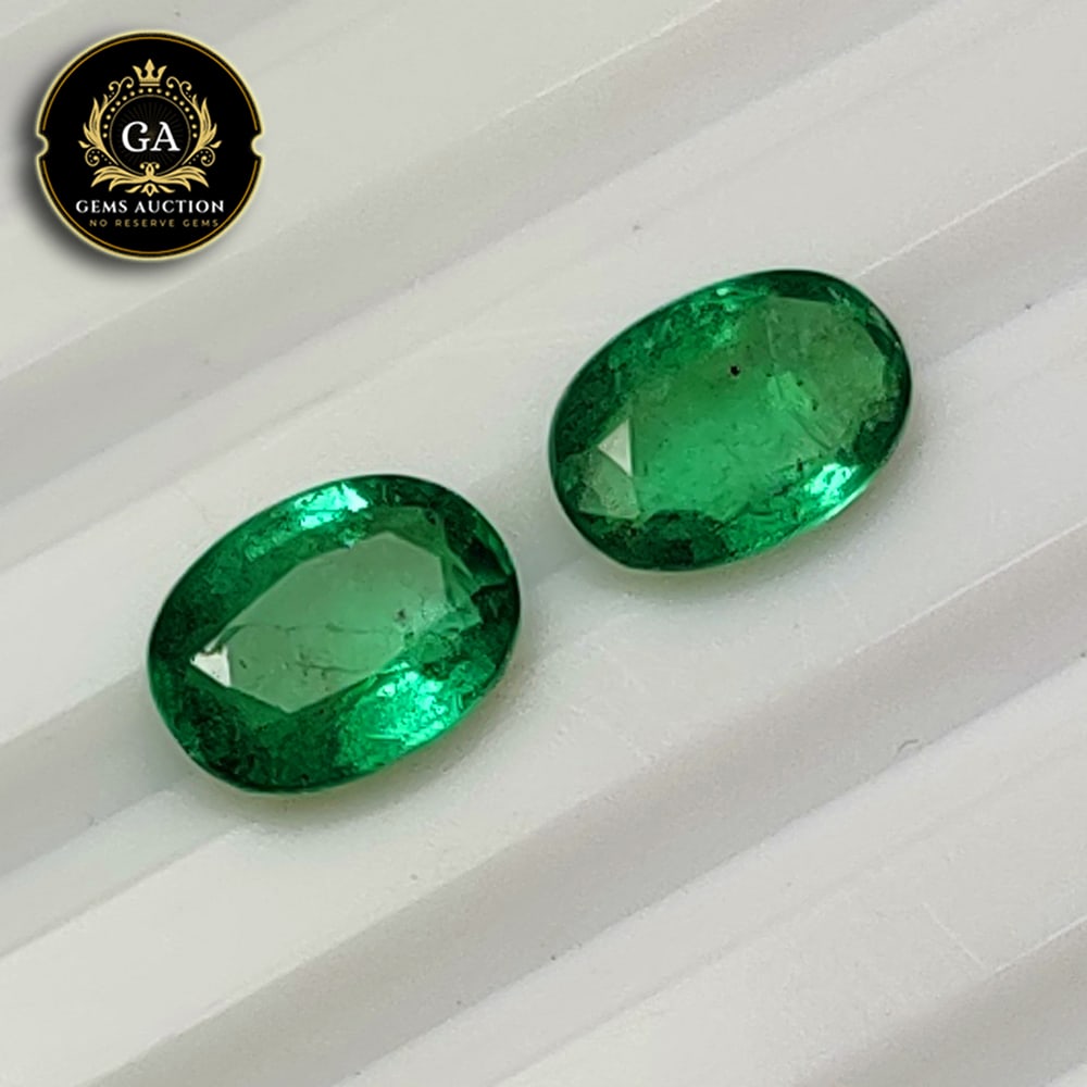 CERTIFIED 2.85 Ct Natural Emerald Oval Faceted (1 of 4)