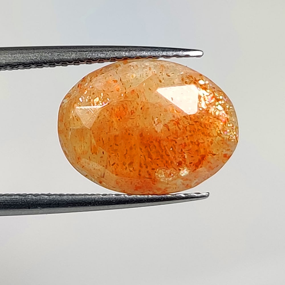 2.94 Ct Natural Sunstone Oval Cut: weight - 2.94 Ct / Dimensions - 12.50 x 9.50 x 3.70 mm / Shape & Cut - Excellent Oval Cut / Origin - Brazil / Comments - - None