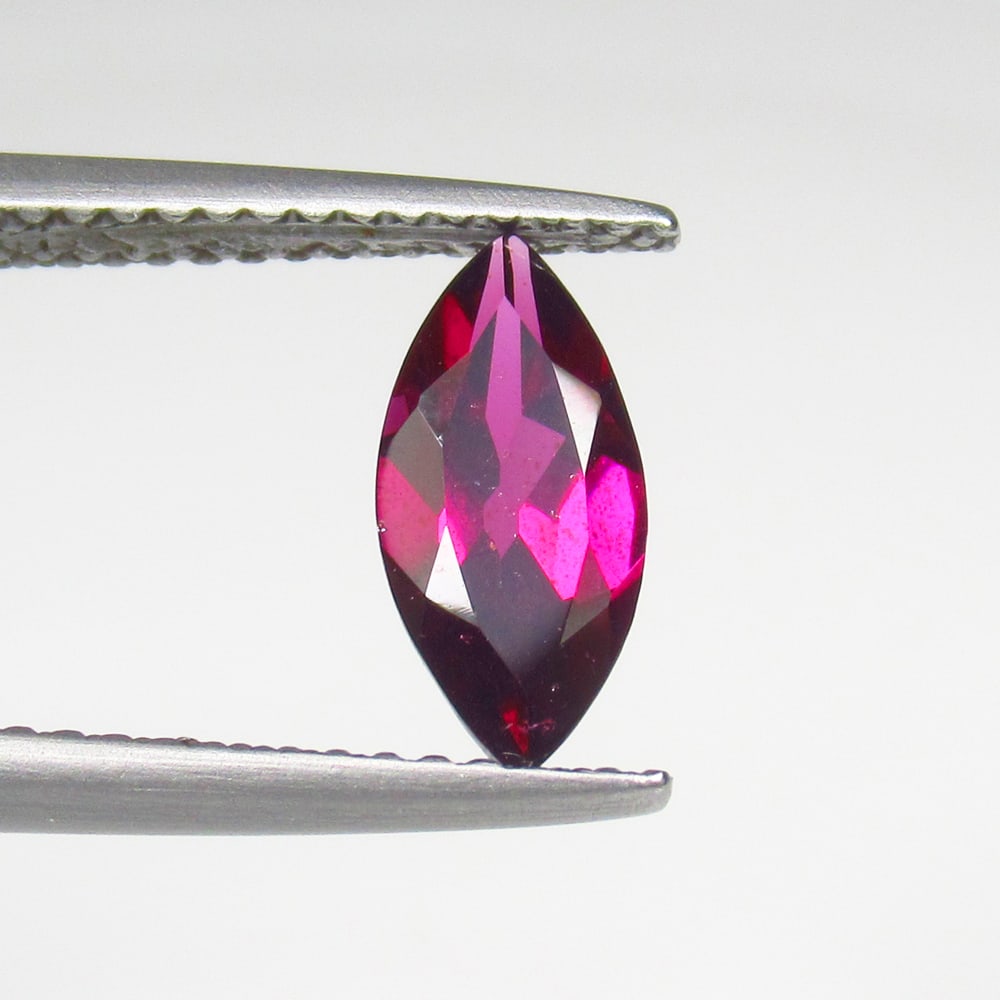 1.15 Ct Natural Almandite Garnet Marquise Cut: Weight - 1.15 Ct / Size - 10.20 x 4.90 x 3.20 mm / Shape - Marquise Cut / Clarity - Transparent / Origin - Nigeria / Treatment - None