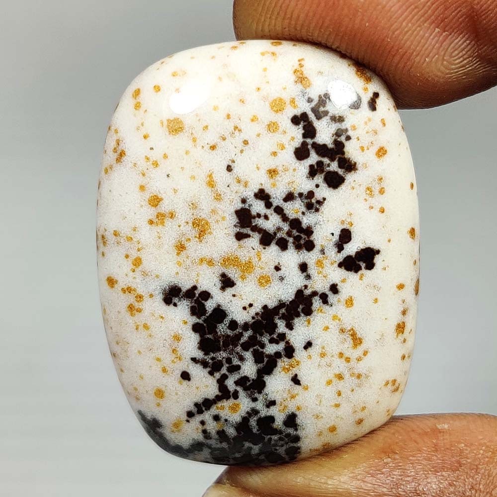 35.12 Ct Natural Jasper Quartz Cushion Cab: Weight - 35.12 Ct / Size - 30.00 x 22.00 x 6.30 mm / Shape - Cushion Cab / Clarity - Opaque / Origin - Brazil / Treatment - None
