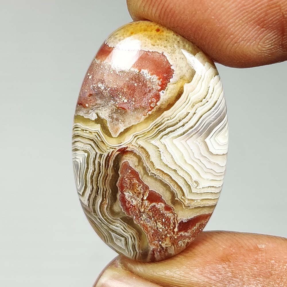 19.67 Ct Natural Jasper Quartz Oval Cab: Weight - 19.67 Ct / Size - 27.00 x 17.00 x 5.60 mm / Shape - Oval Cab / Clarity - Opaque / Origin - Brazil / Treatment - None