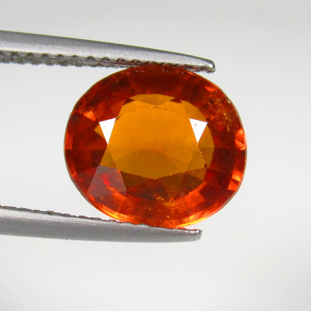 3.98 Ct Natural Orange Hessonite Garnet Oval Cut: Weight - 3.98 Ct / Size - 10.40 x 9.20 x 5.40 mm / Shape - OVal Cut / Clarity - VVS / Origin - Nigeria / Treatment - None
