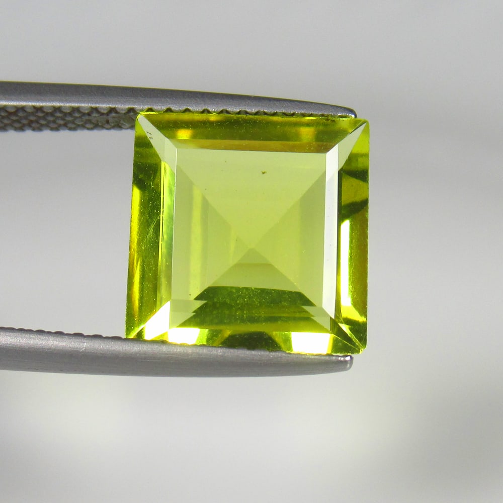 4.47 Ct Natural Lemon Quartz Square Cut: Weight - 4.47 Ct / Size - 10.90 x 10.80 x 5.50 mm / Shape - Square Cut / Clarity - VVS / Origin - Brazil / Treatment - None