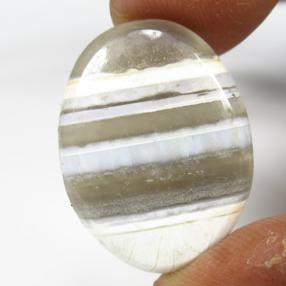 10.16 Ct Natural Banded Agate Oval Cab: weight - 10.16 Ct / Size - 22.00 x 16.70 x 3.70 mm / Shape - Excellent Oval Cab / Origin - Brazil / Treatment - None