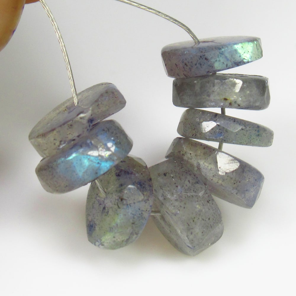 9.04 Ct Natural Blue Shaded Labradorite Round Cut Beads: Weight - 9.04 Ct / Size - 7.10 - 7.30 mm / 8 Pc's / Shape - Excellent Round Cut Beads / Clarity - Opaque / Origin - Africa / Treatment - None