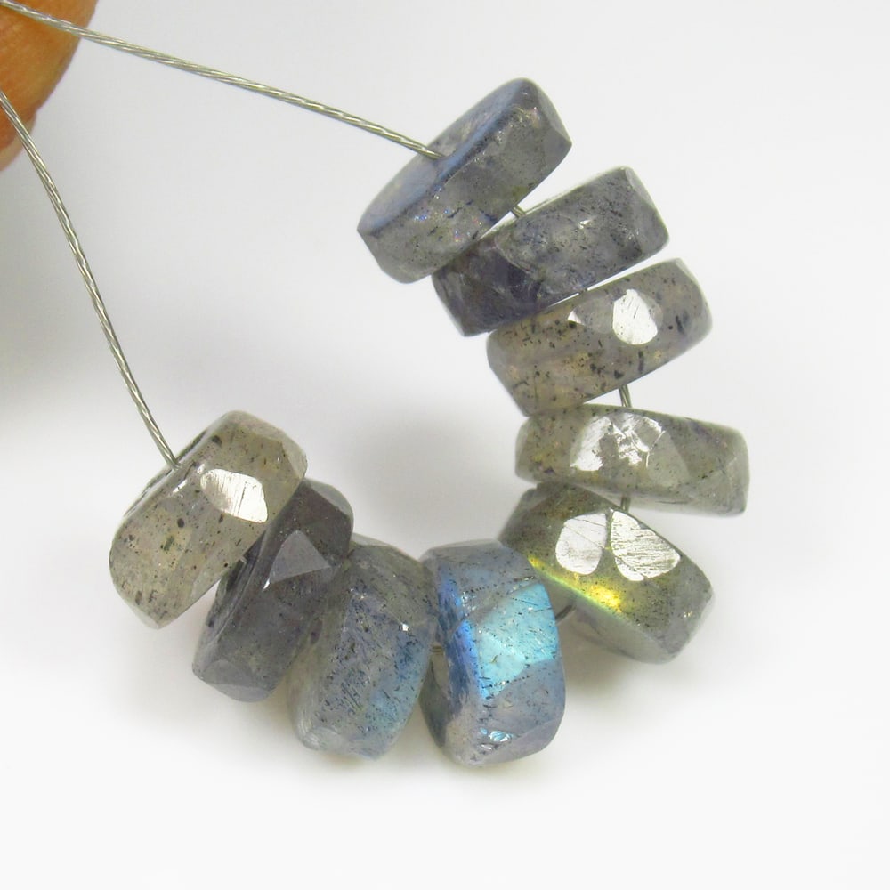 13.70 Ct Natural Blue Shaded Labradorite Round Cut Beads: Weight - 13.70 Ct / Size - 7.00 - 7.70 mm / 9 Pc's / Shape - Excellent Round Cut Beads / Clarity - Opaque / Origin - Africa / Treatment - None