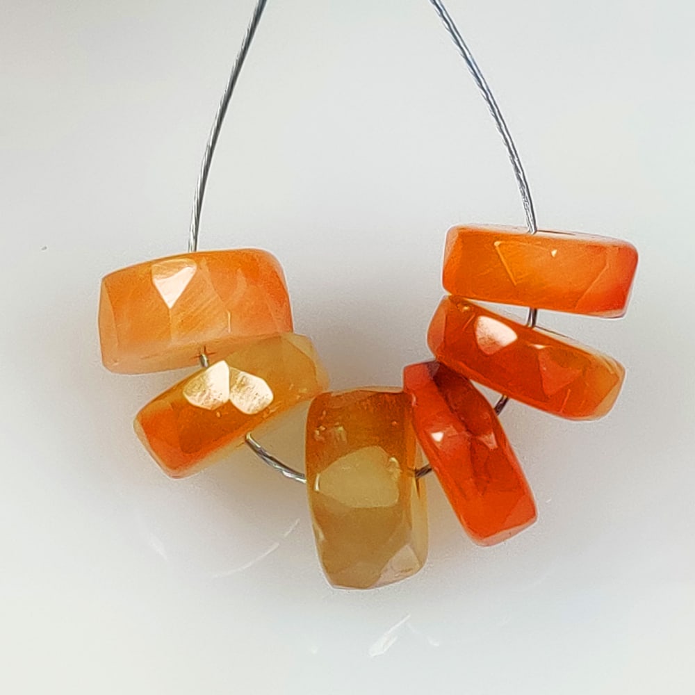 10.84 Ct Natural Orange Carnelian Round Cut Beads: Weight - 10.84 Ct / Dimensions - 7.60 - 8.10 mm / 6 Pc's / Shape & Cut - Round Cut Beads / Transparency - Semi - Opaque / Origin - Brazil