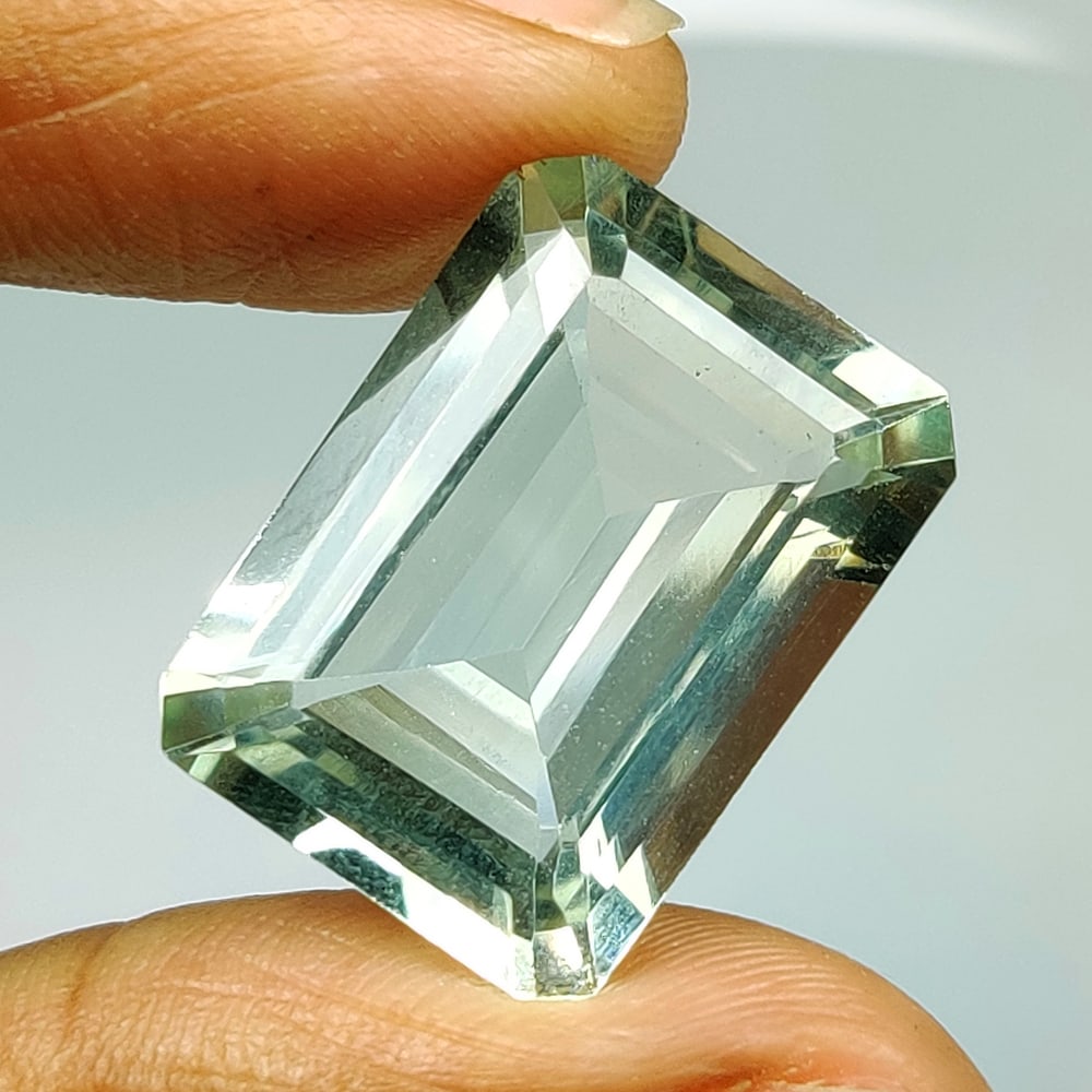 12.44 Ct Natural Green Amethyst Emerald Cut (1 of 2)