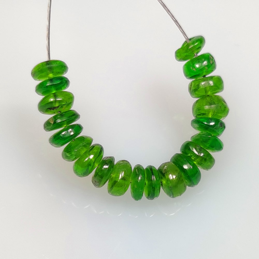 4.97 Ct Natural Chrome Diopside Round Beads (1 of 2)