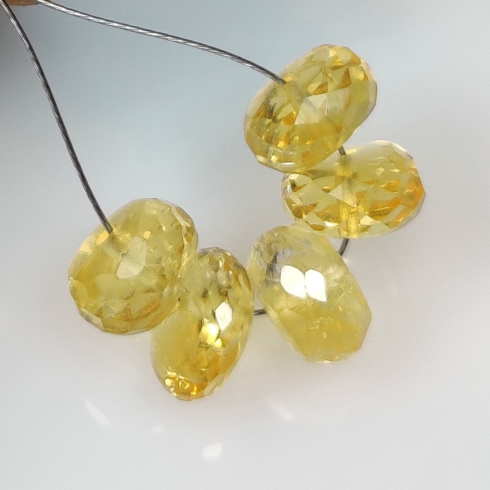 10.94 Ct Natural Yellow Citrine Round Cut Beads: Weight - 10.94 Ct / Size - 7.80 - 8.10 mm / 5 Pc's / Shape - Round Cut Beads / Color - Yellow / Clarity - VVS / Origin - Brazil / Treatment - Heated