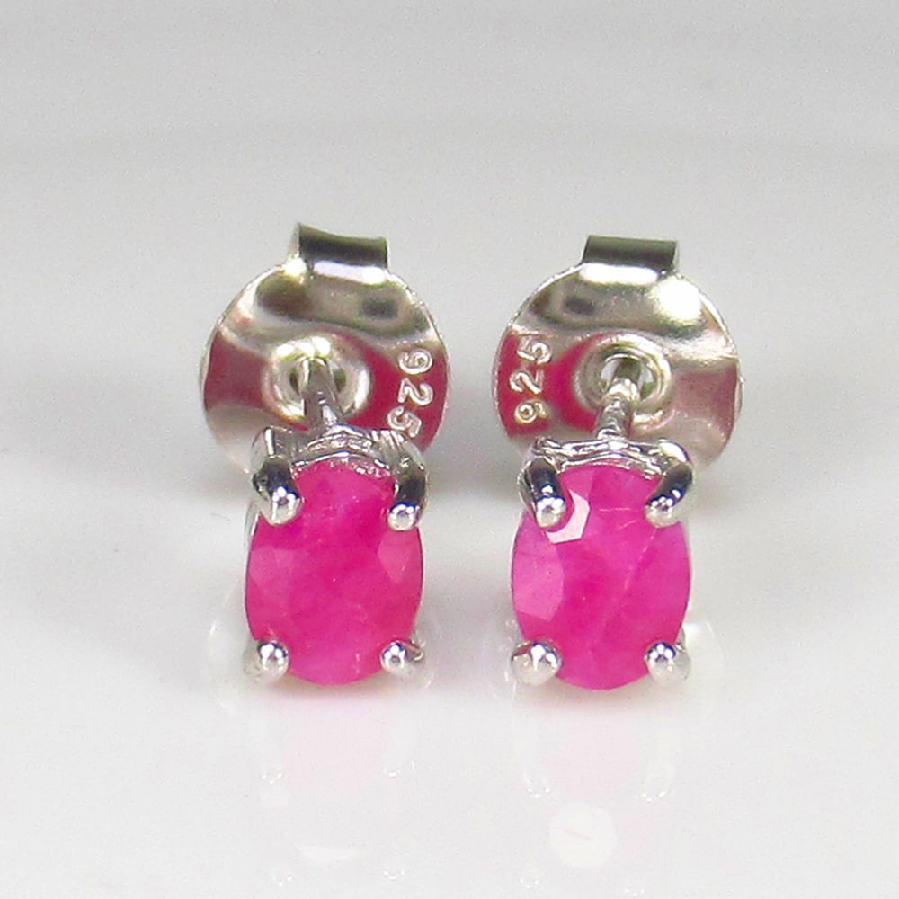 1.05g 925 Silver Natural Pinkish Red Ruby Earring Set (1 of 2)