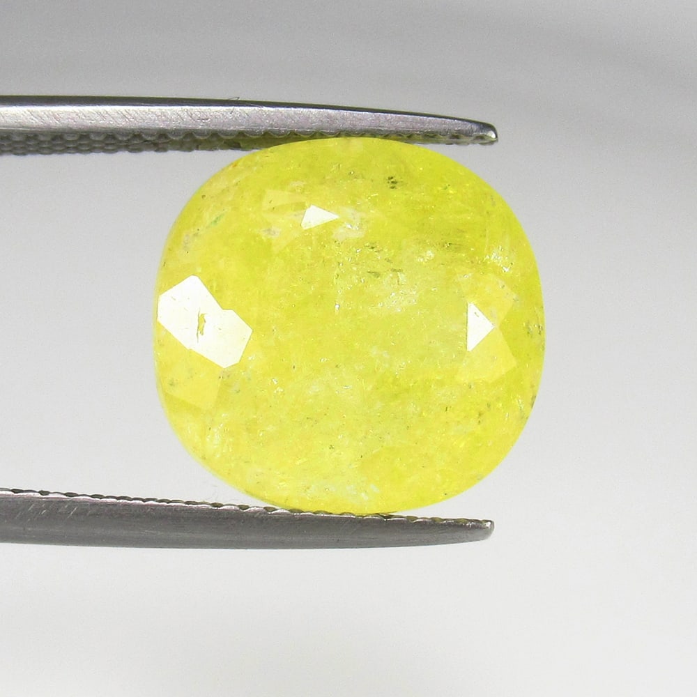 8.68 Ct Natural Imperial Topaz Cushion Cut: Weight - 8.68 Ct / Size - 13.50 x 13.10 x 8.60 mm / Shape - Cushion Cut / Color - Yellow / Clarity - SI / Origin - Brazil / Treatment - None