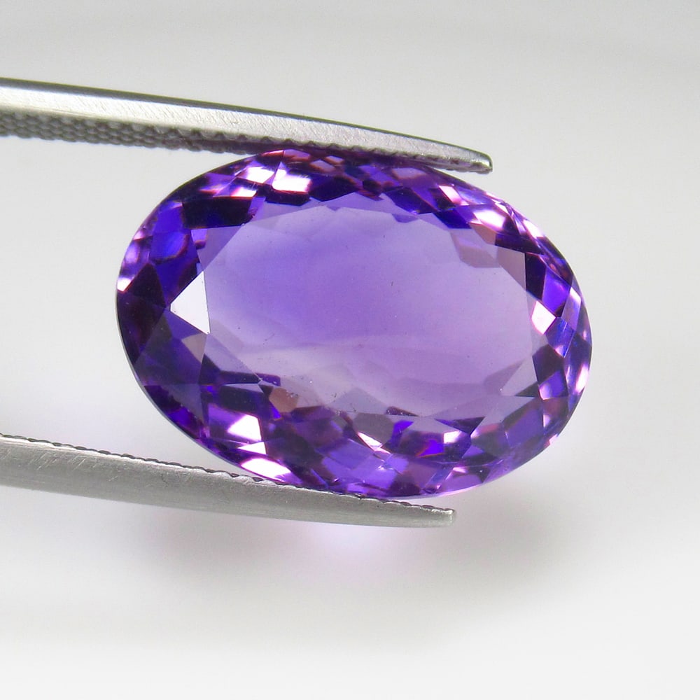 12.76 Ct Natural Purple Amethyst Oval Cut (1 of 2)