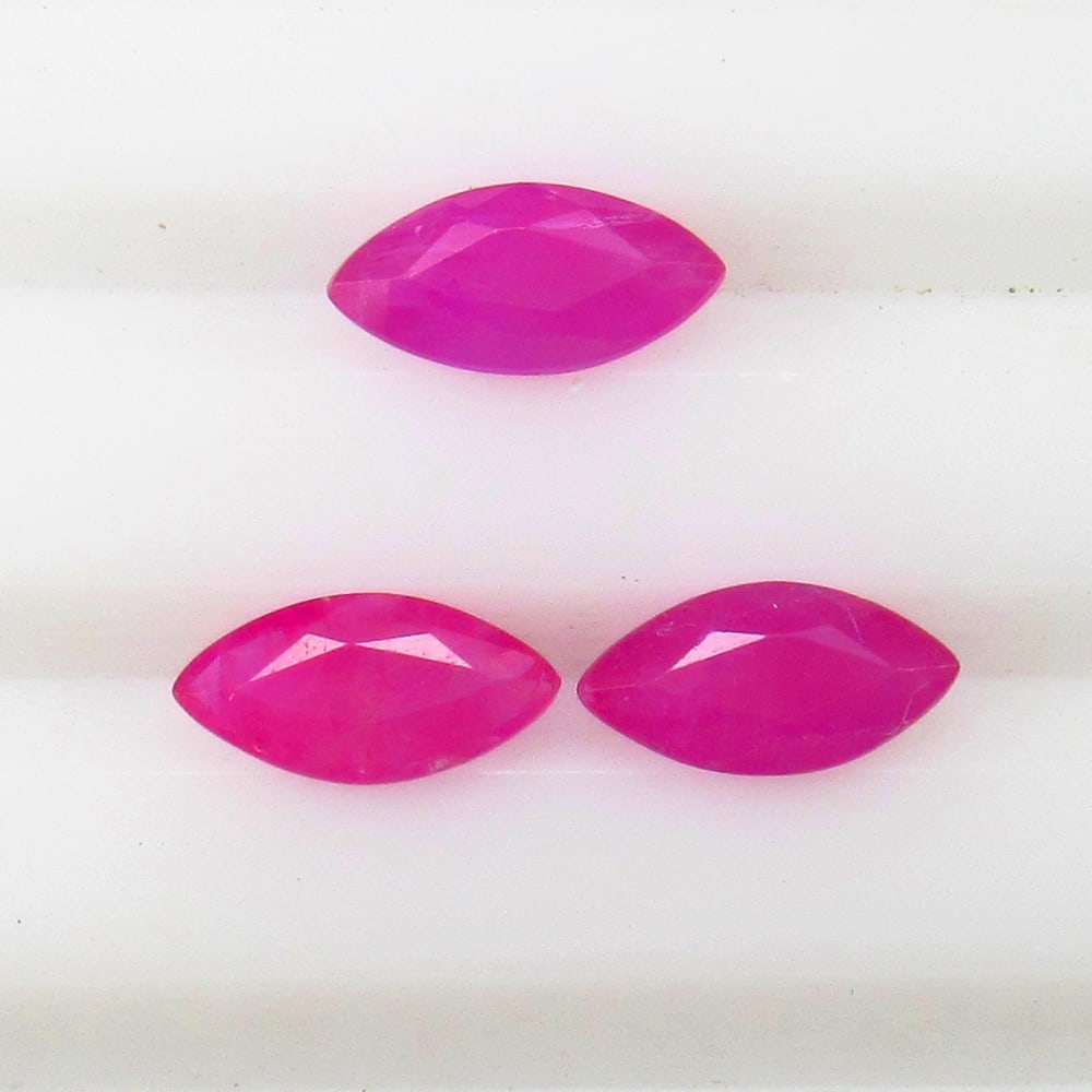 1.61 Ct Natural Pinkish Red Ruby Marquise Cut Set (1 of 2)