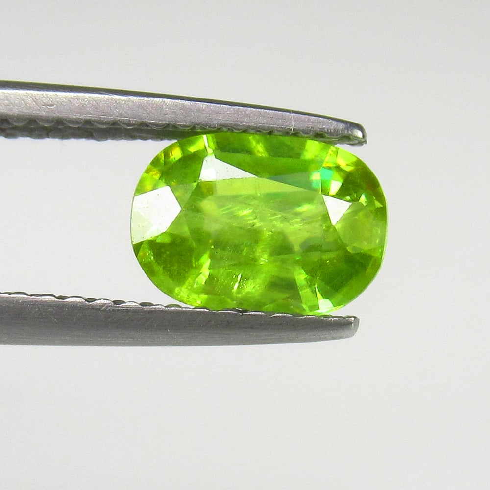 1.24 Ct Natural Sphene Oval Cut (1 of 2)