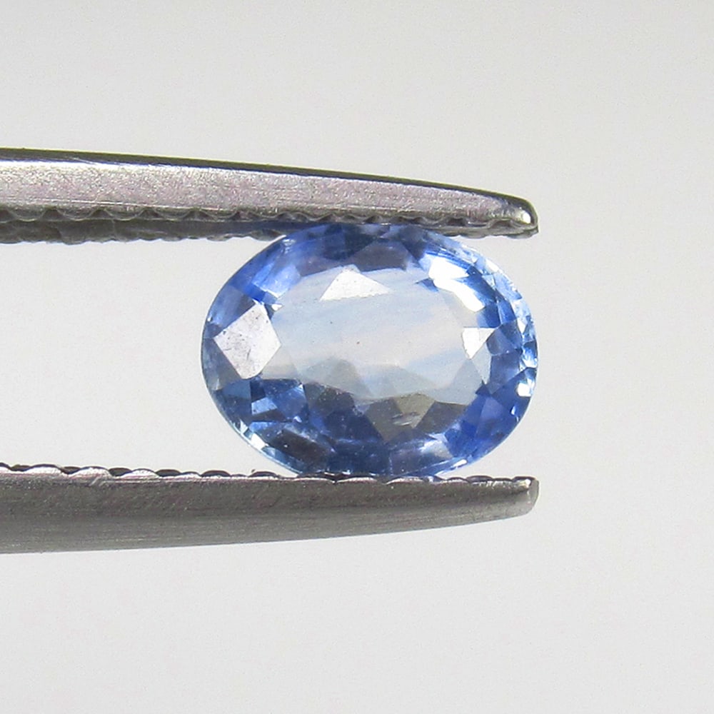 0.75 Ct Natural Blue Sapphire Oval Cut: Weight - 0.75 Ct / Size- 6.50 x 5.20 x 3.20 mm / Shape - OVal Cut / Clarity - VVS / Origin - Sri Lanka / Treatment - Standard Heated
