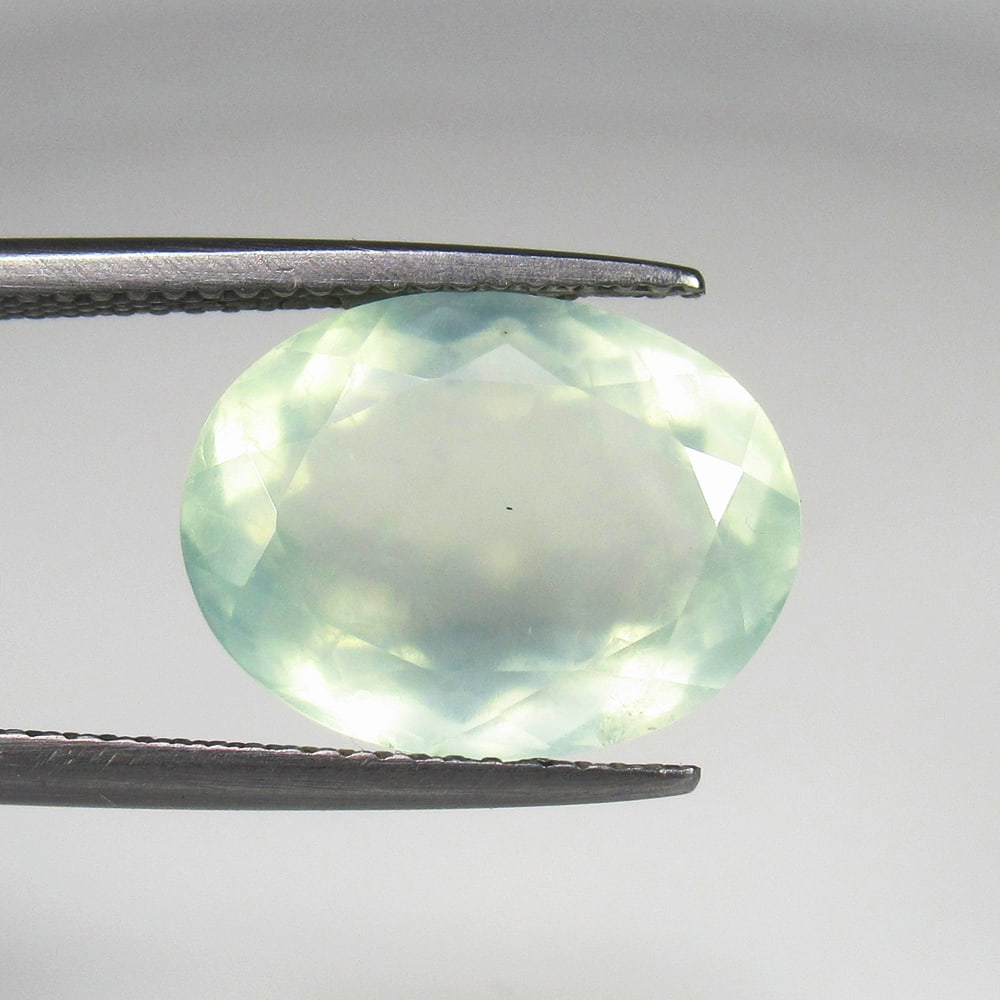 8.11 Ct Natural Fine Green Prehnite Oval Cut (1 of 2)