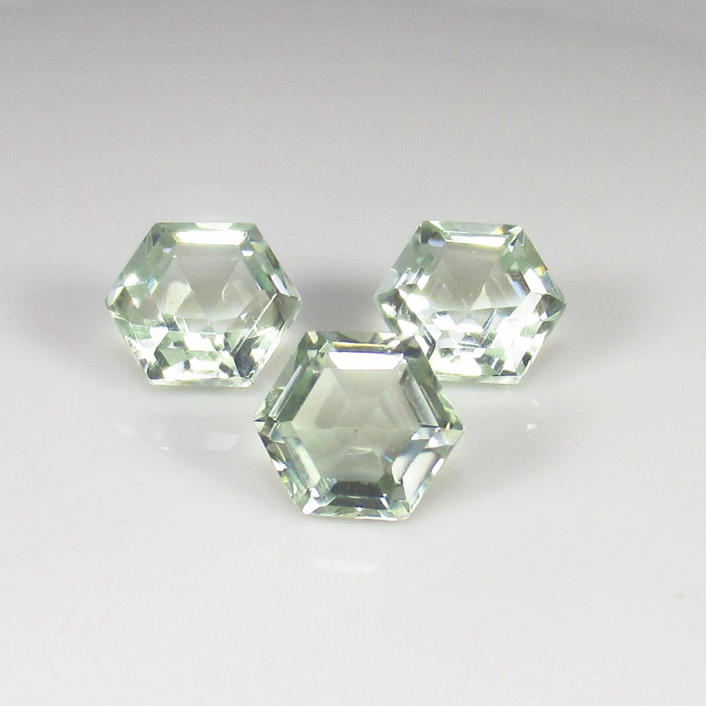 4.79 Ct Natural Green Amethyst Hexagonal Set