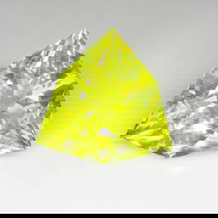 8.66 Ct Natural Lemon Quartz Rare Fancy Trillion Cut: Weight - 8.66 Ct / Dimensions - 15.40 x 15.40 x 8.90 mm / Shape - Fancy Trillion Cut / Clarity - VVS / Origin - Brazil / Comments - None
