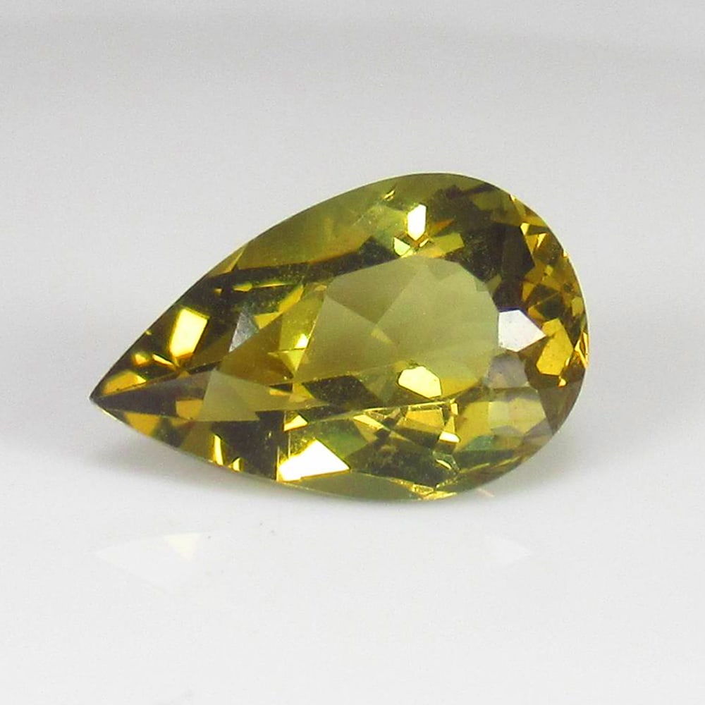 3.69 Ct Natural Beryl Pear Cut: Weight - 3.69 Ct / Dimensions -13.30 x 8.60 x 6.20 mm / Shape - Pear Cut / Color - Deeper Yellow / Clarity - VVS / Origin - Brazil / Treatment - None
