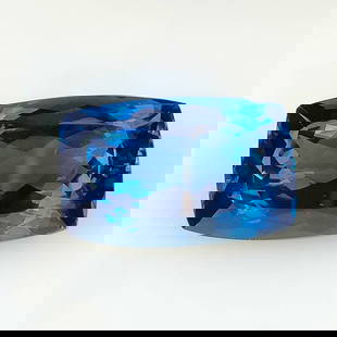 28.87 Ct Natural London Blue Topaz Cushion Cut: Weight - 28.87 Ct / Dimensions - 23.00 x 13.80 x 10.00 mm / Shape - Cushion Cut / Color - Blue / Clarity - VVS / Origin - Brazil / Treatment - Irradiated