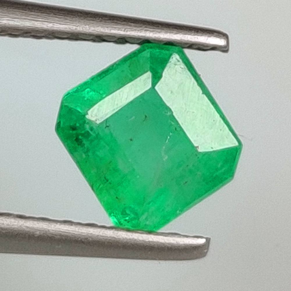 0.95 Ct Natural Zambian Green Emerald Square Octagon Cut: Weight - 0.95 Ct / Dimensions - 5.90 x 5.40 x 4.30 mm / Shape - Square Octagon Cut / Color - Green / Clarity - SI / Origin - Zambia / Treatment - Natural Emeralds are commonly enhanced by oil