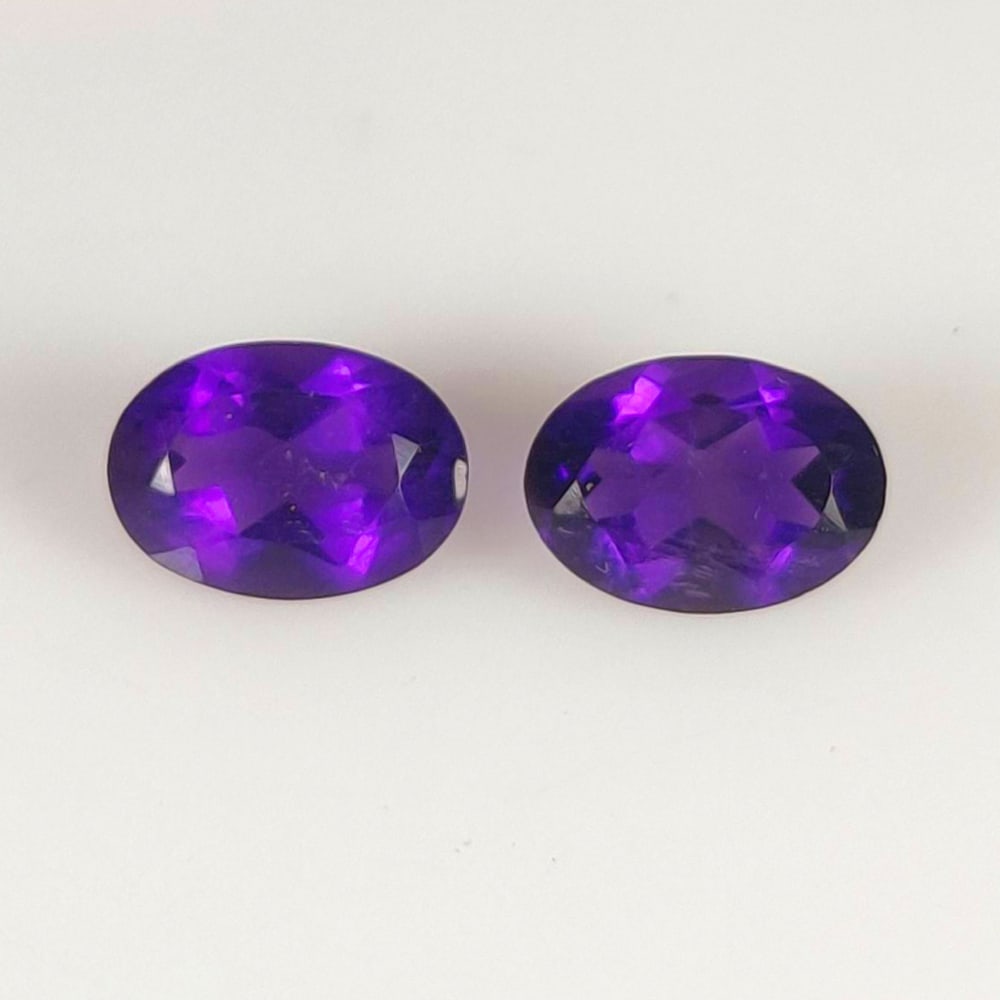 1.60 Ct Natural Purple Amethyst Oval Cut Pair (1 of 2)