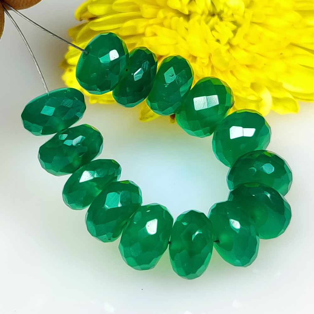 35.37 Ct Natural Green Onyx 3" Round Faceted Loose Beads (1 of 2)