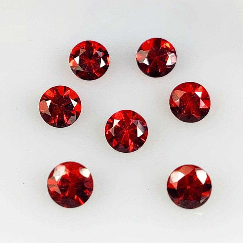 4.16 Ct Natural Almandite Garnet Round Cut Set: Weight - 4.16 Ct / Dimensions - 5.00 - 5.20 mm / 7 Pc's / Shape - Round Cut / Clarity - Transparent / Origin - Nigeria / Comments - None