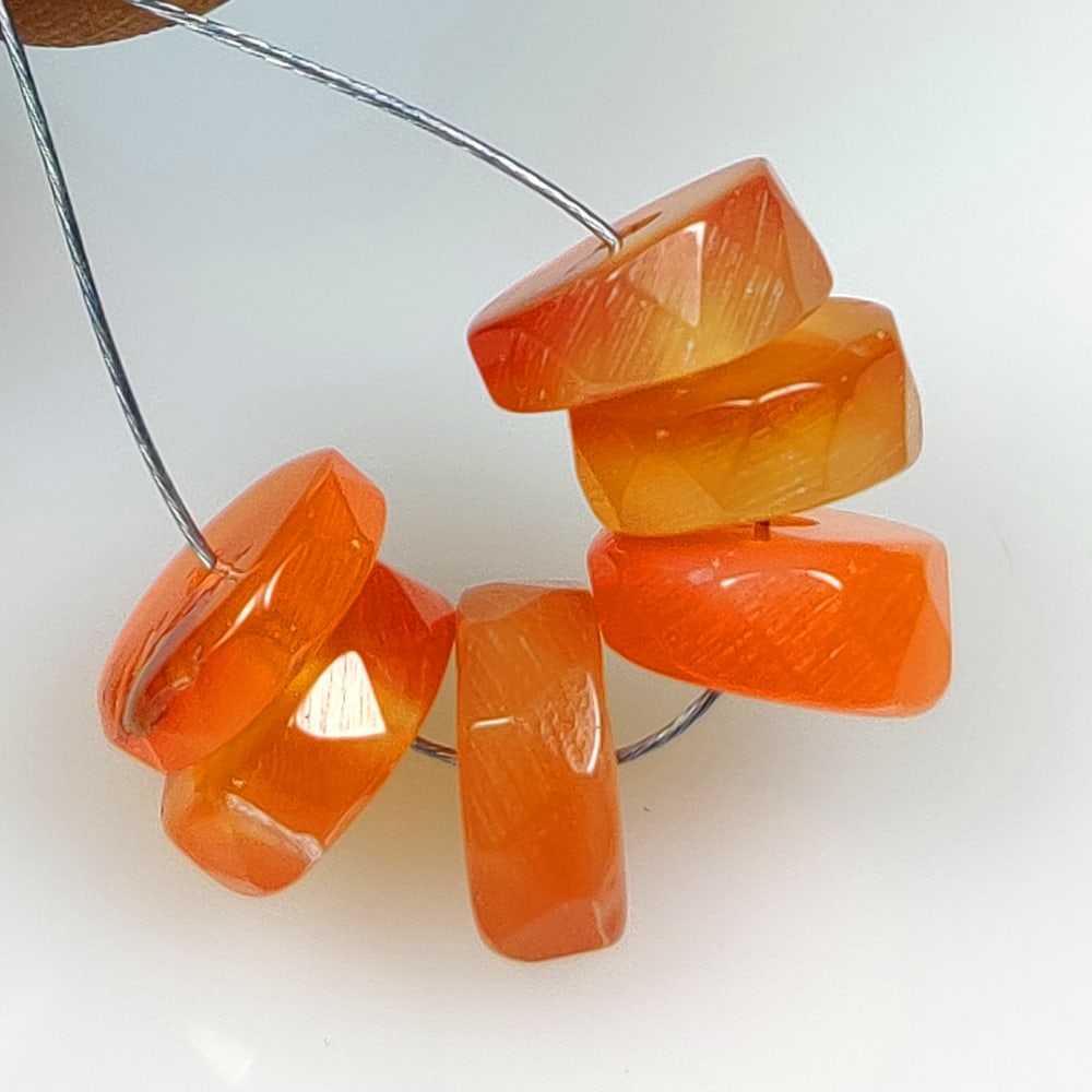 10.15 Ct Natural Orange Carnelian Round Beads: Weight - 10.15 Ct / Dimensions - 7.70 - 8.10 mm / 6 Pc's / Shape - Round Beads / Clarity - Semi - Opaque / Origin - Brazil