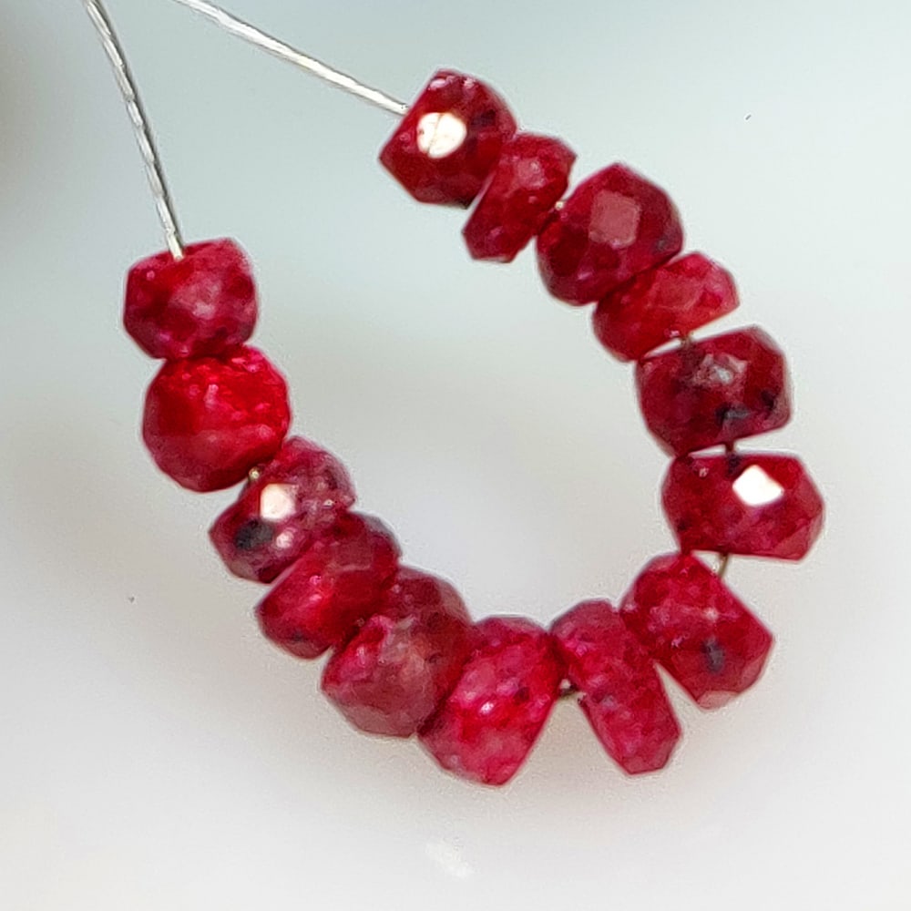 5.10 Ct Natural Red Ruby Round Beads (1 of 2)
