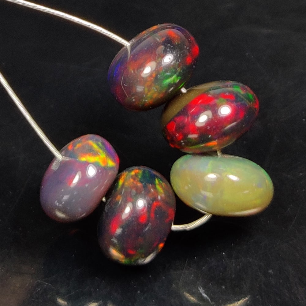 5.01 Ct Natural Black Flash Fire Opal Round BEads (1 of 2)