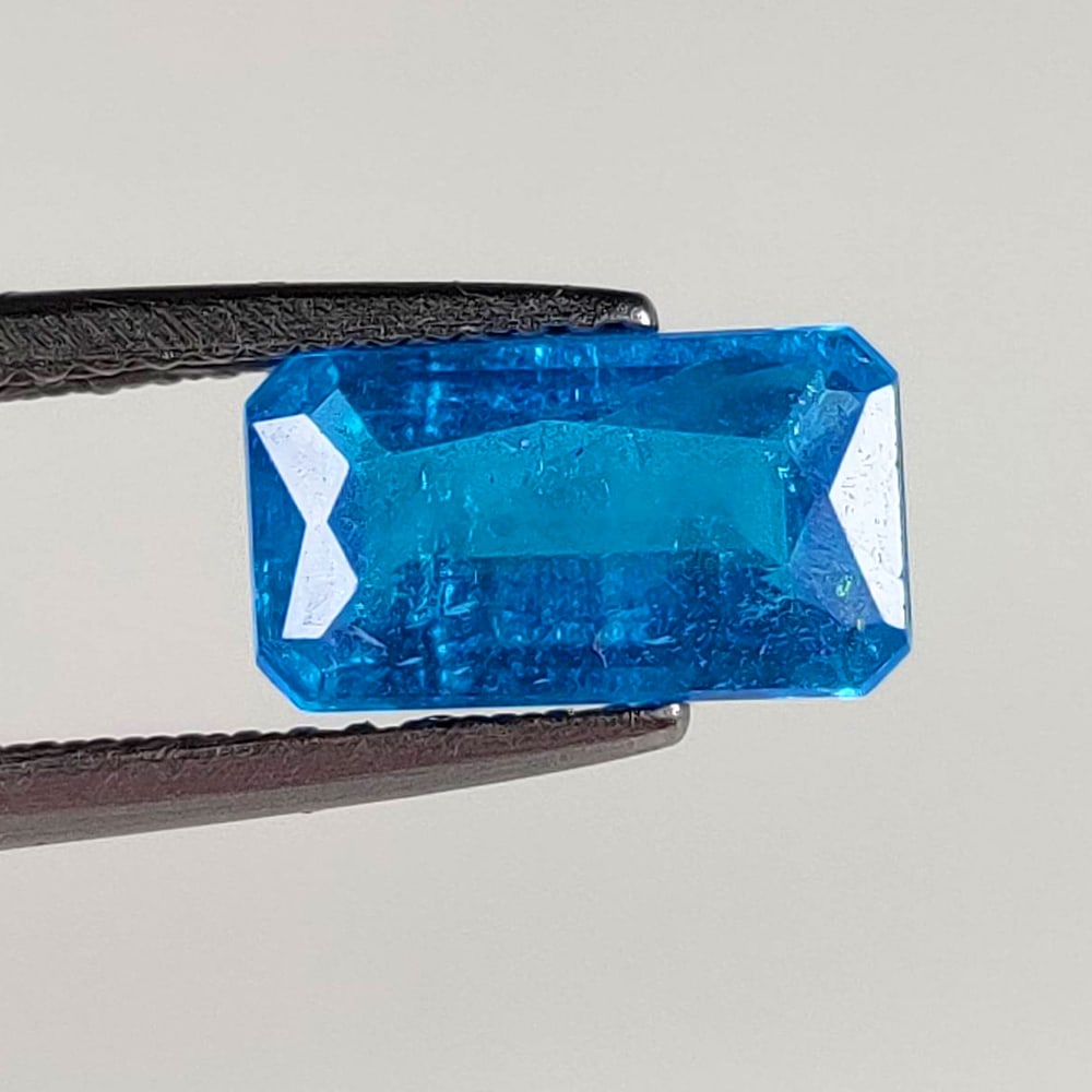 1.75 Ct Natural Blue Apatite Emerald Cut (1 of 2)