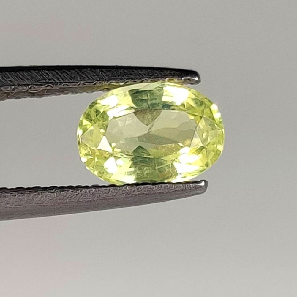 1.24 Ct Natural Chrysoberyl Oval Cut: Weight - 1.24 Ct / Size - 7.60 x 5.50 x 3.30 mm / Shape - Oval Cut / Clarity - Transparent / Origin - Brazil / Treatment - None