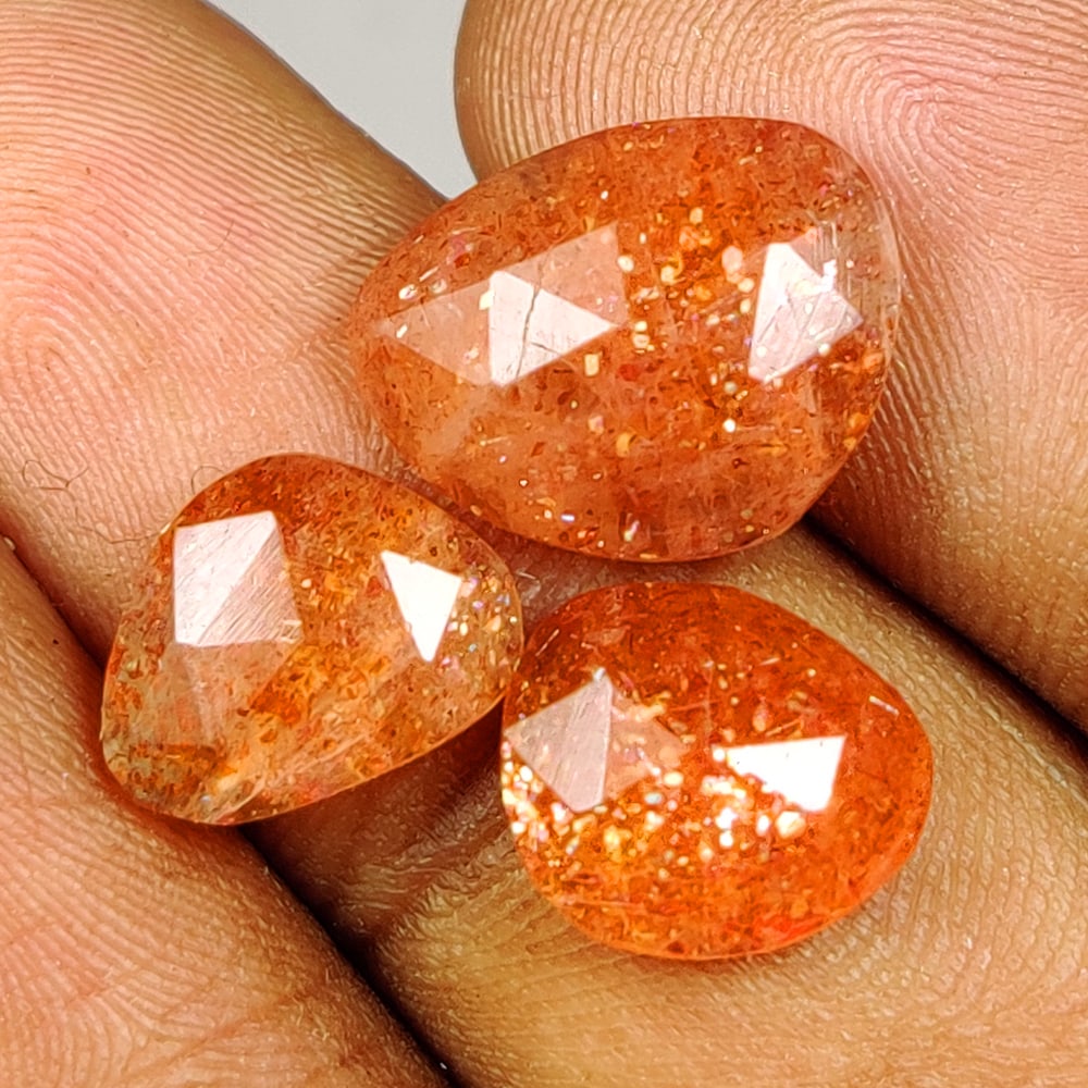 9.27 Ct Natural Sunstone Pear Set (1 of 2)
